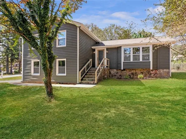 414 Mephisto Cir, Lawrenceville, GA 30046