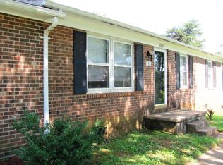555 Southland Dr, Martinsville, VA 24112