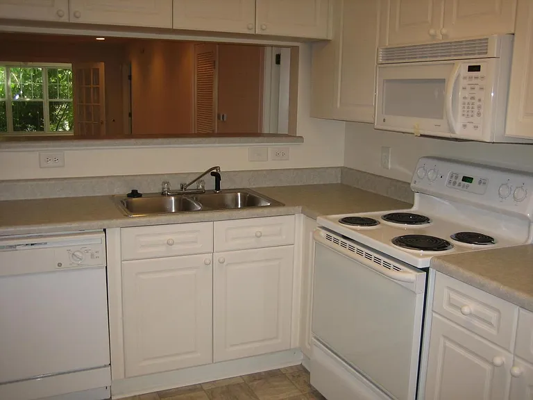 929 Morreene Rd — Photo 27