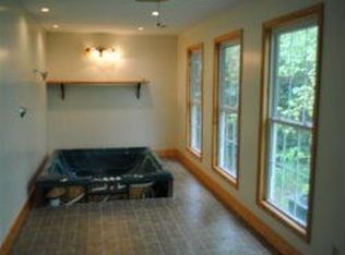 1061 Moody Farm Rd, Maggie Valley, NC 28751