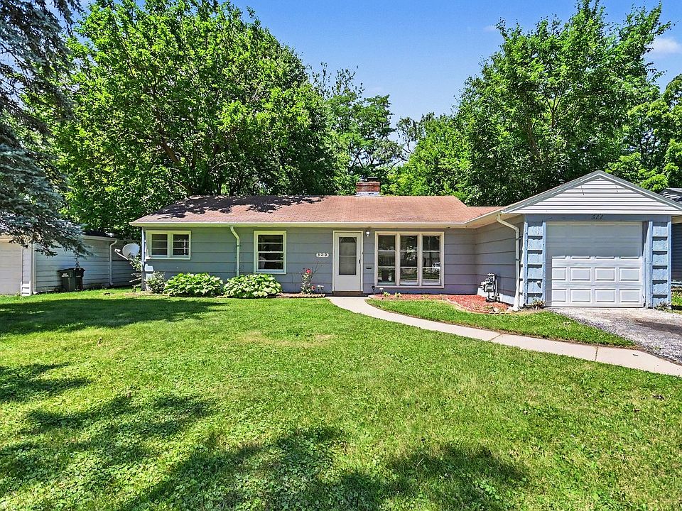 1st image of 322 Indianwood Blvd