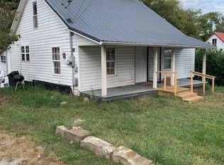 117 Short St, Burkesville, KY 42717