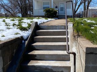 2514 S 24th St, Omaha, NE 68108