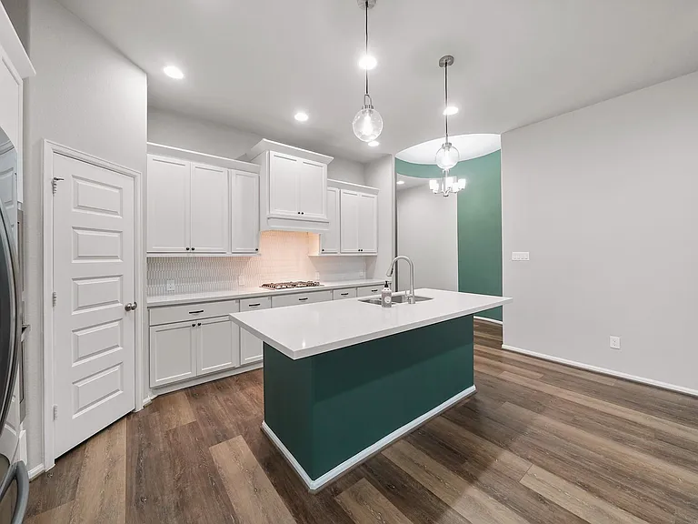 10711 Ashlesha Ln — Photo 8