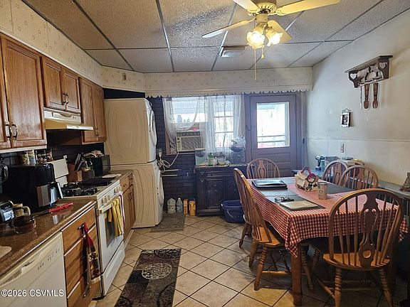 5th image of 607 N 2nd St