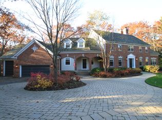 1015 Ashley Rd, Lake Forest, IL 60045