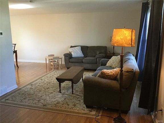 4th image of 4039 Plum Yew Cir