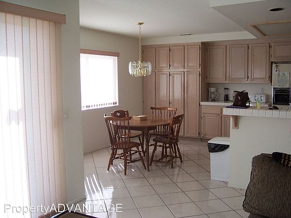 5th image of 1593 Dawson Dr