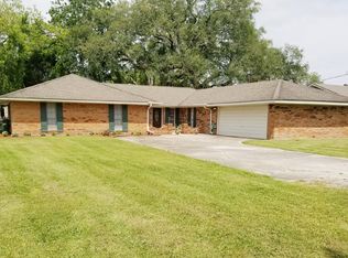 102 Stockstill St, New Iberia, LA 70563