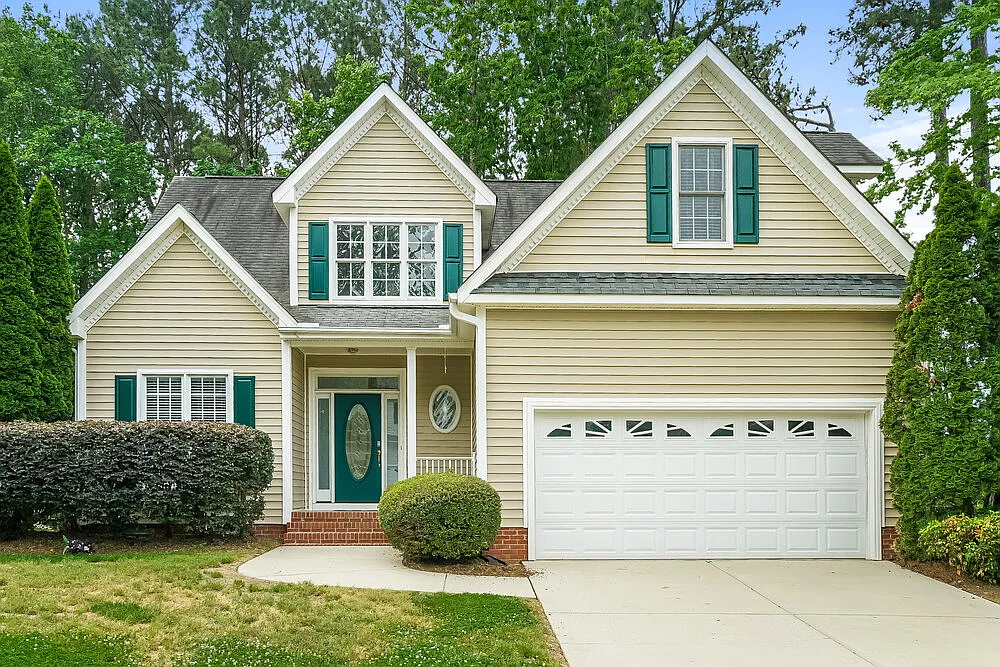 3 bed, 2.5 bath, 2179 sqft, $3,480 — Photo 1