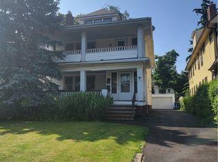 3170 Kensington Rd, Cleveland Heights, OH
