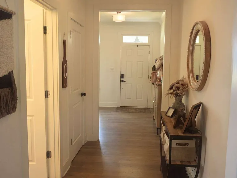 486 Falls Creek Dr — Photo 3