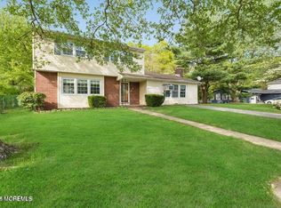 81 Merlin Dr, Lakewood, NJ 08701