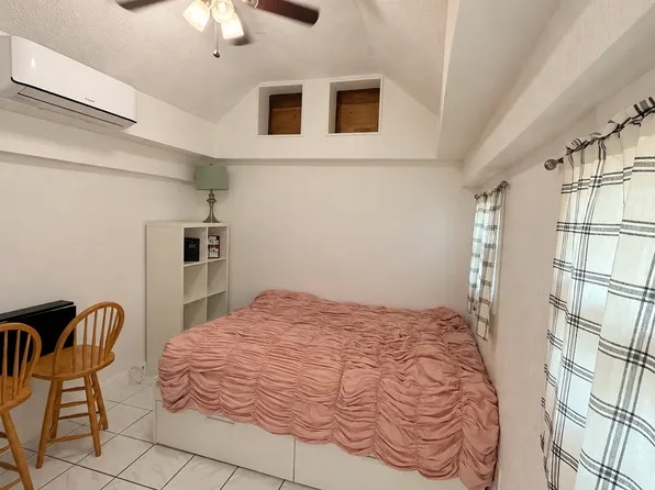 (undisclosed Address), Miami, FL 33165