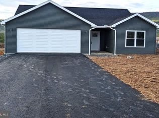 90 Tilbury Ln, Reedsville, PA 17084