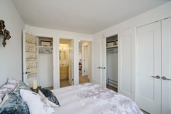 Rented by Bohemia Realty Group | media 6