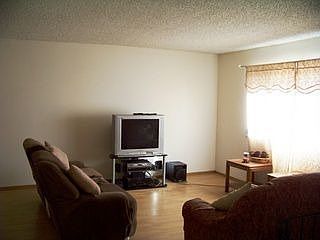 2nd image of 1106 Eastview Dr
