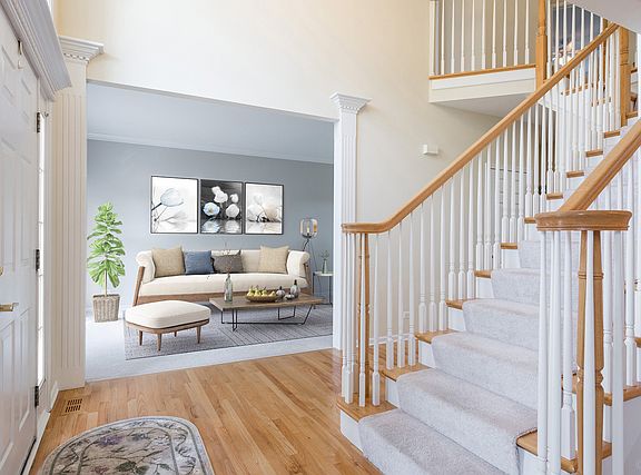 4th image of 405 Bayberry Dr