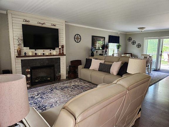2nd image of 3477 Eddy Rd
