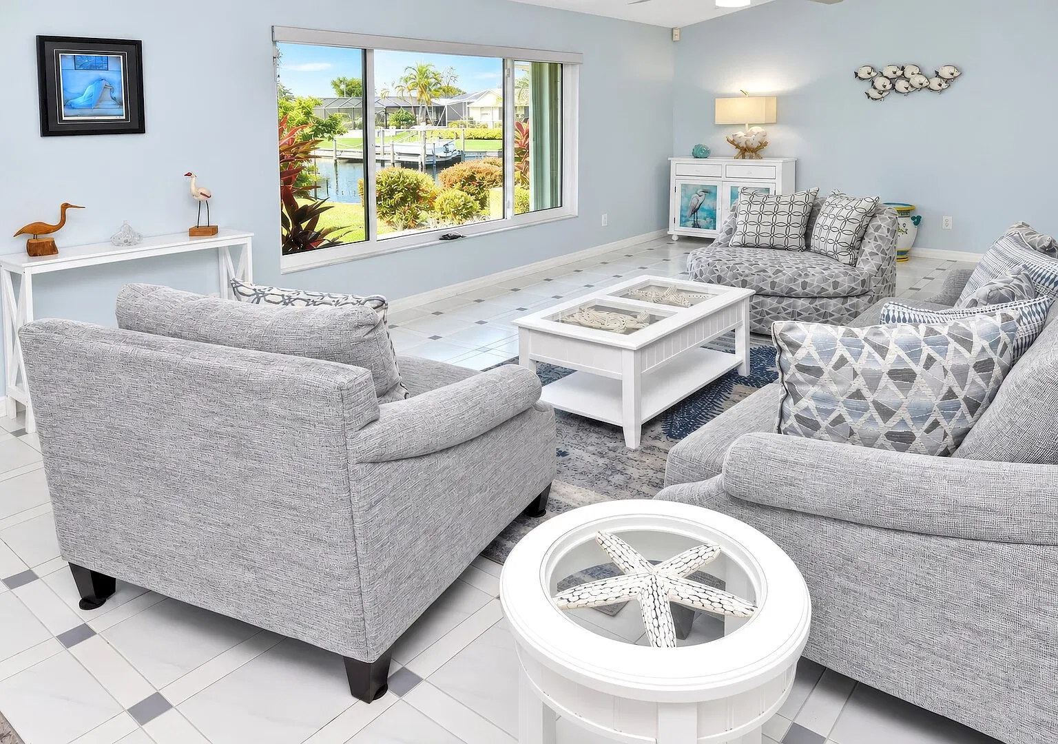 Love BirdCanalfront heated pool pet friendly — Photo 4