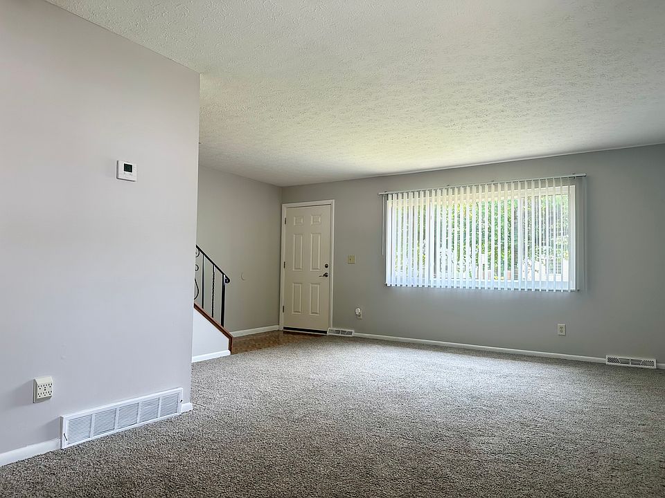 Light filled living and eating area