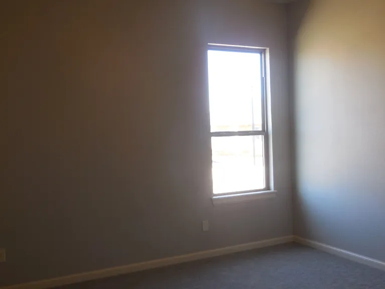 3328 Enclave Ln — Photo 16