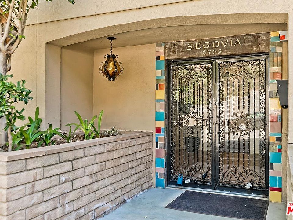 2nd image of 6752 Hillpark Dr APT 401
