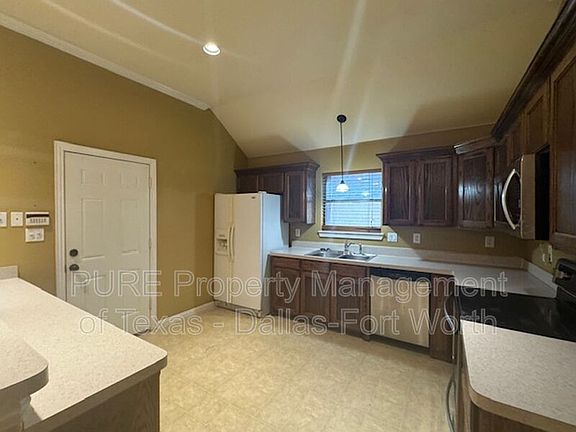 5th image of 3019 McKinley Ave