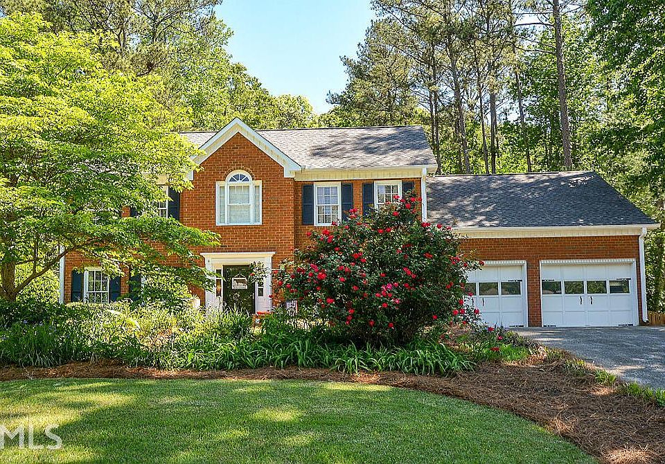 1st image of 1587 Pine Creek Way