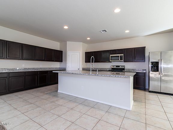 5th image of 17089 N ALLEGRA Drive