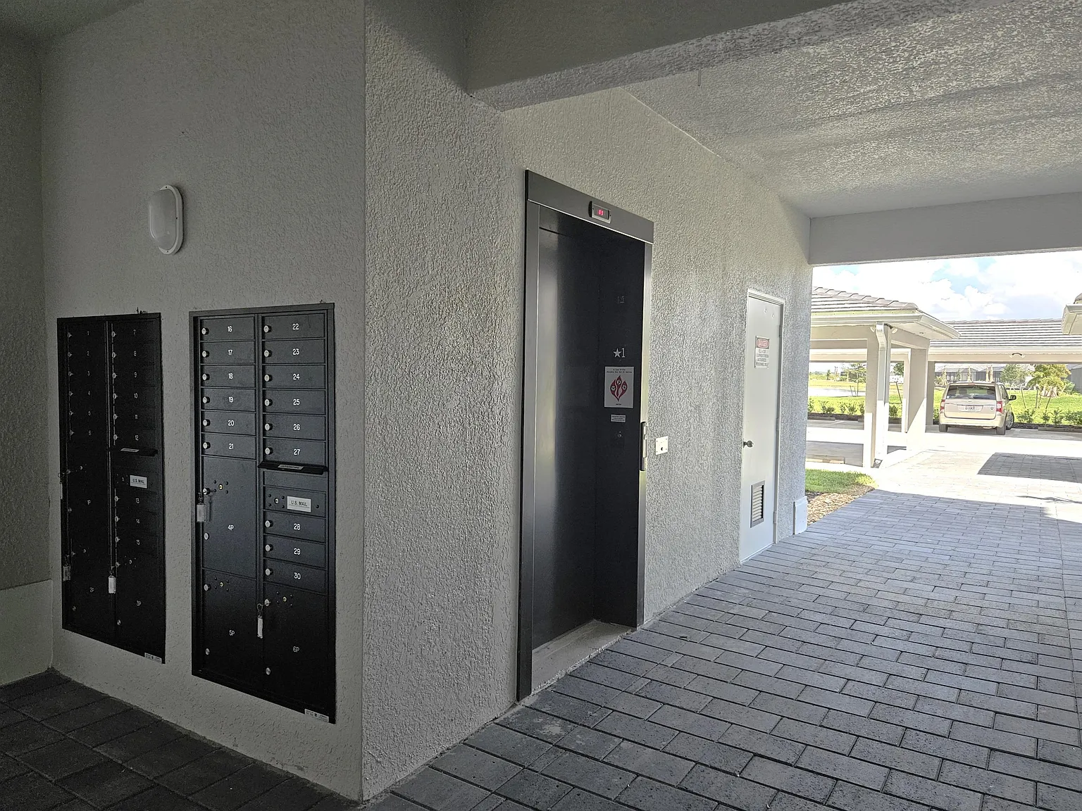 5715 Double Eagle Cir #4424 - The National - Ganim — Photo 3