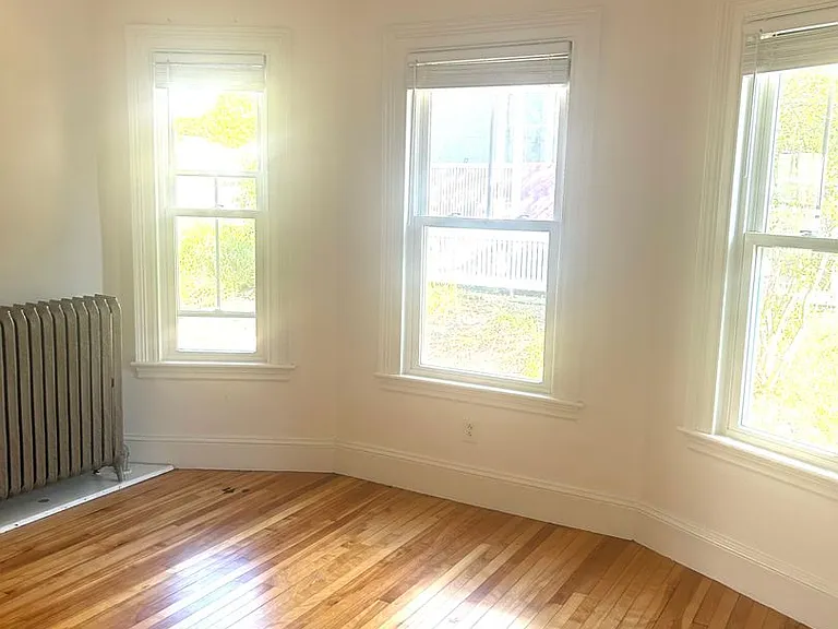 41 Beacon St — Photo 8
