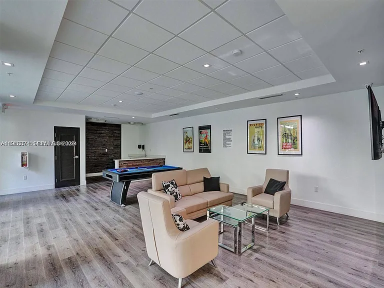 4100 SW 64th Ave — Photo 18