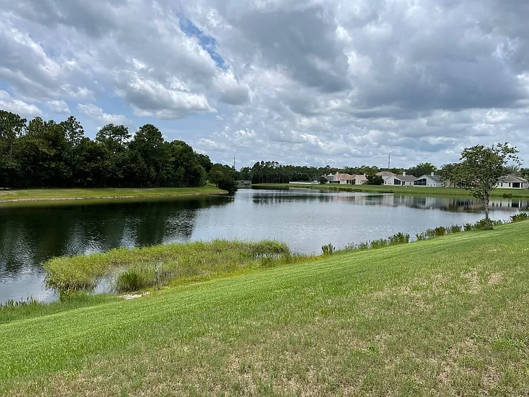 12464 Castlemain Trl — Photo 47
