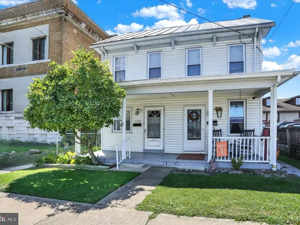 130 W Penn Ave, Robesonia, PA 19551