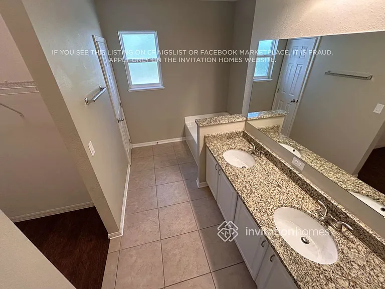 13352 Clarence Ln — Photo 8