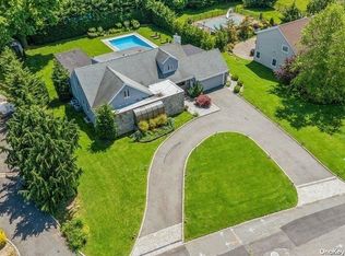 150 Willow Rd, Woodmere, NY 11598