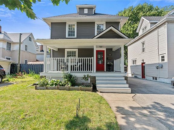 2nd image of 69 Chaplin Ave