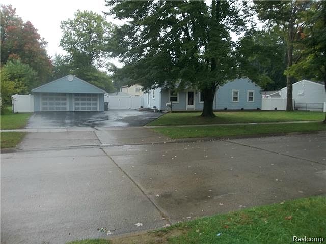 1st image of 6373 Fellrath St