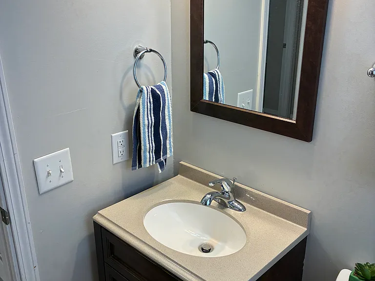 1702 S Catherine Ave — Photo 15
