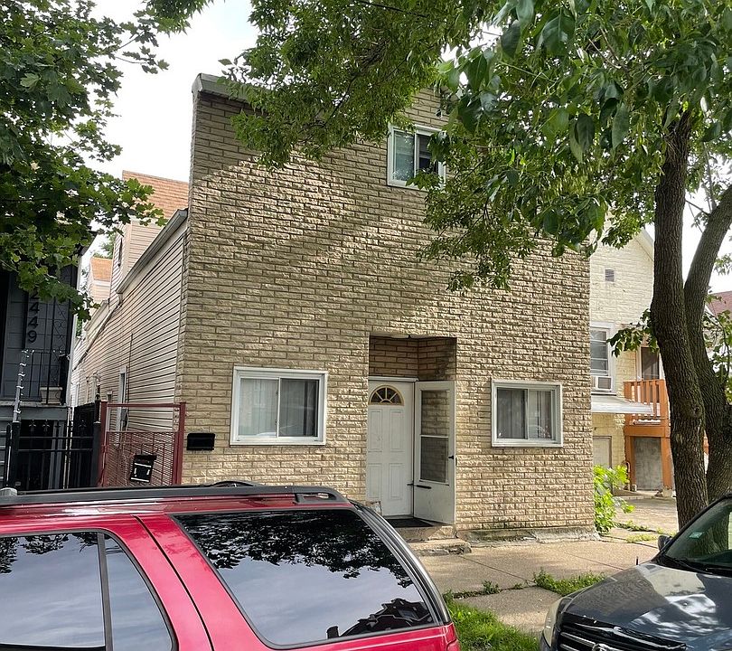 2nd image of 2451 W 45th St