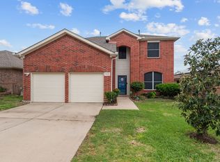 10428 Lake Bend Trl, Fort Worth, TX 76114