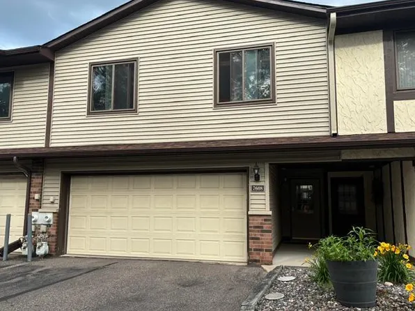 7608 Maplebrook Pkwy N, Brooklyn Park, MN 55445