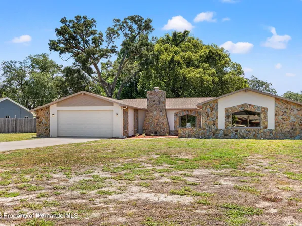 1068 Tryon Cir, Spring Hill, FL 34606