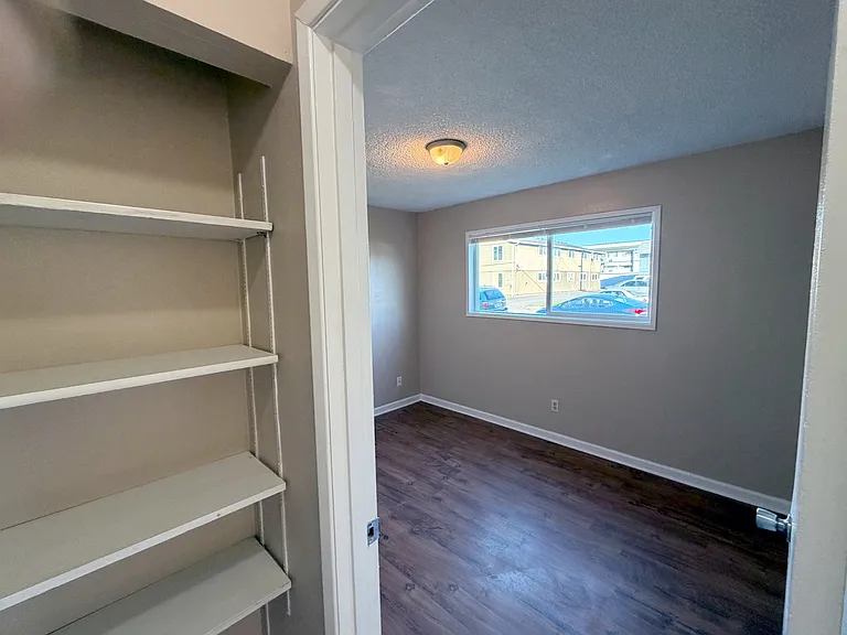 1913 33rd Ave #1 — Photo 12