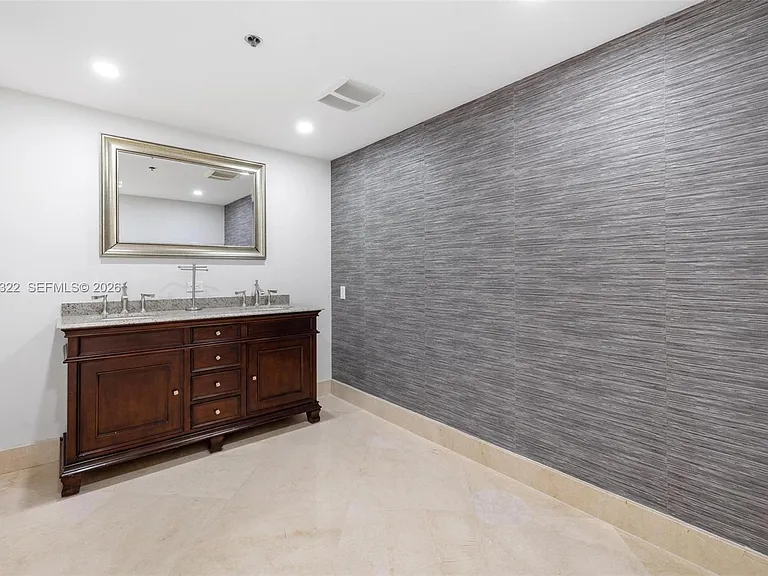 10175 Collins Ave #907 — Photo 24