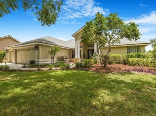 816 Sandringham Ln, Lutz, FL 33549
