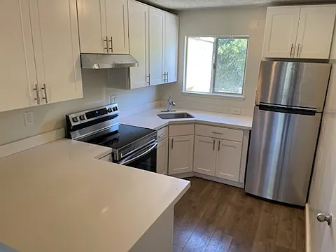 1356 Lincoln Ave #4