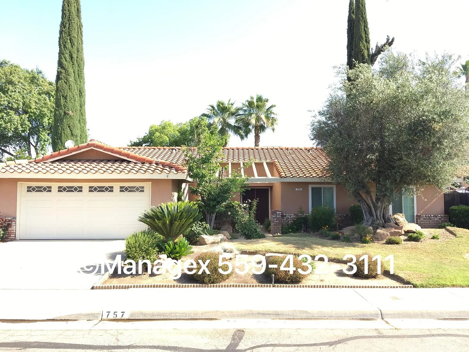 757 W Los Altos Ave photo 1