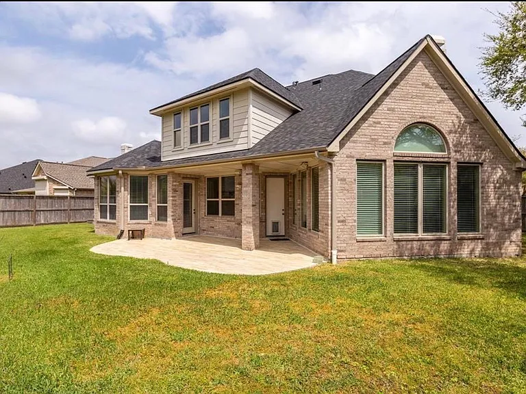 2207 Bayou Cove Ln — Photo 45